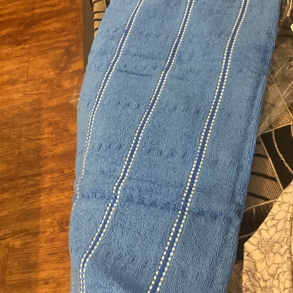 Bathing towel - Picture 3 of 4